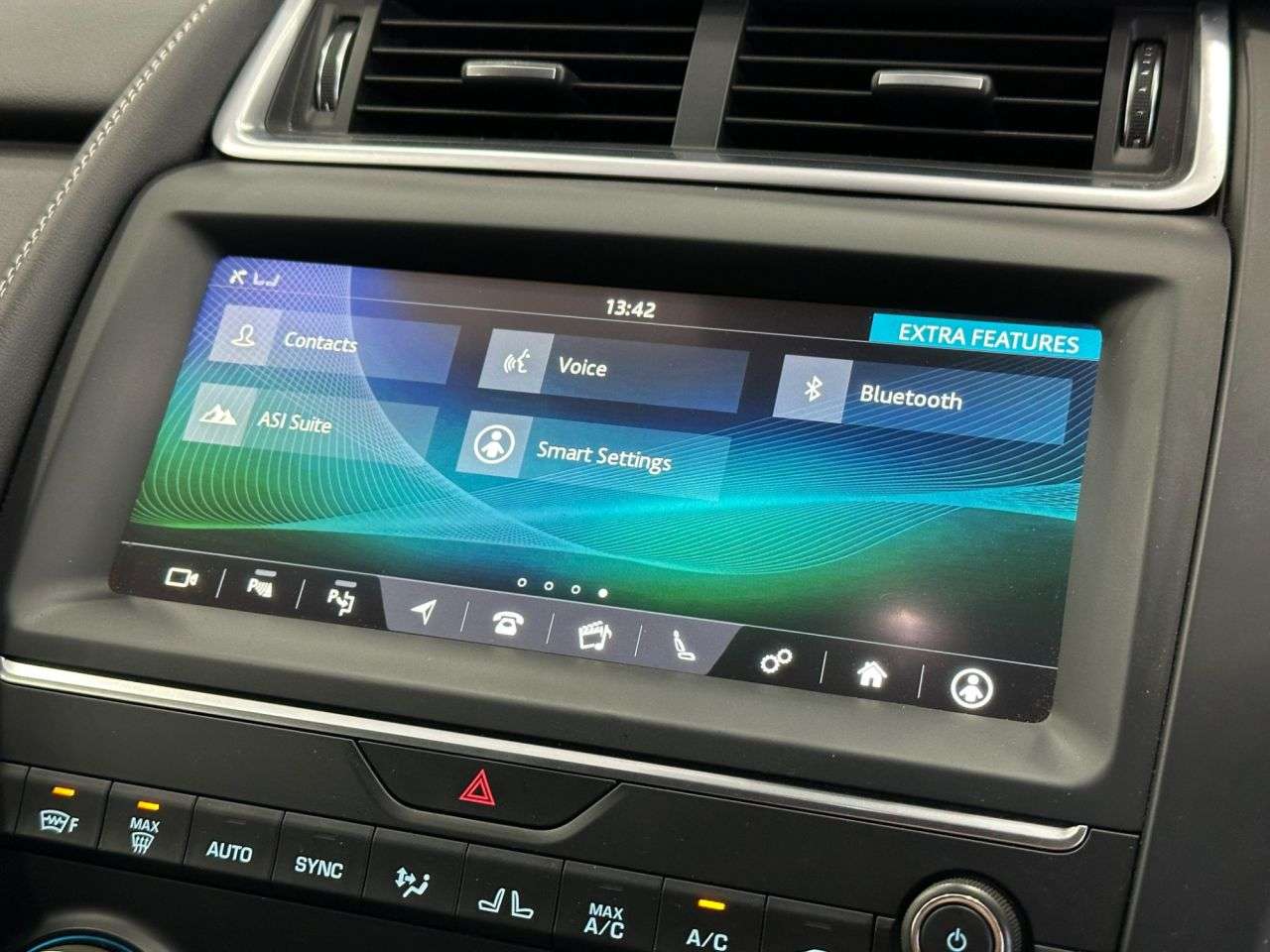 2019 JAGUAR E-PACE 2019 JAGUAR E-PACE
