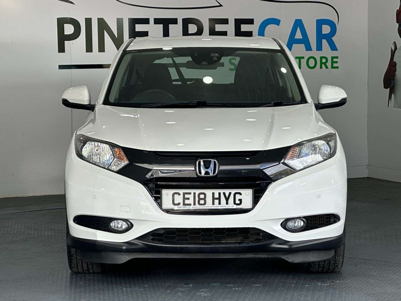 A 2018 HONDA HR-V 1.6 i-DTEC SE Navi SUV 5dr Diesel Manual Euro 6 (s/s) (120 ps) A 2018 HONDA HR-V 1.6 i-DTEC SE Navi SUV 5dr Diesel Manual Euro 6 (s/s) (120 ps)