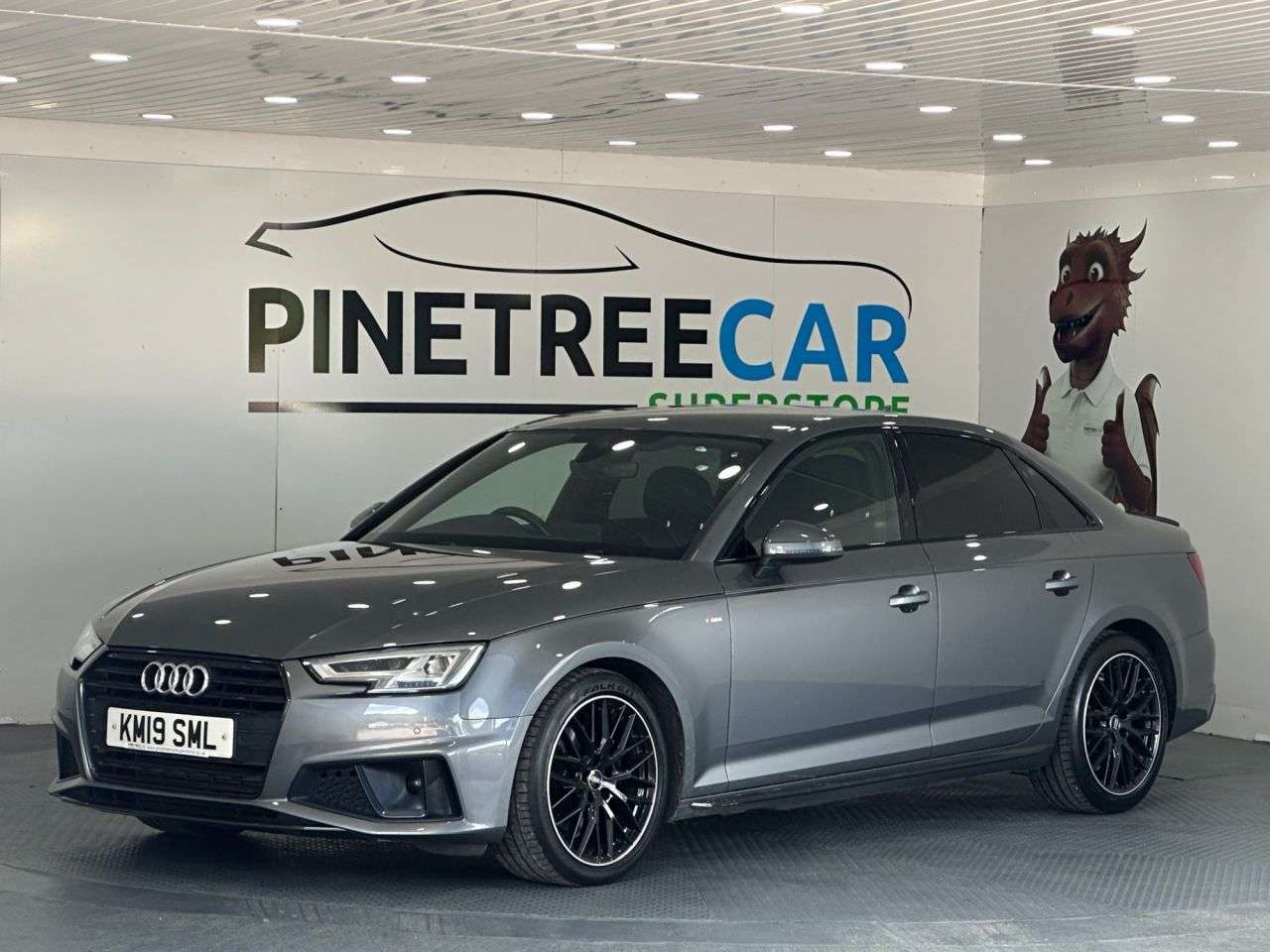 A 2019 AUDI A4 2.0 TFSI 35 Black Edition Saloon 4dr Petrol S Tronic Euro 6 (s/s) (150 ps) A 2019 AUDI A4 2.0 TFSI 35 Black Edition Saloon 4dr Petrol S Tronic Euro 6 (s/s) (150 ps)
