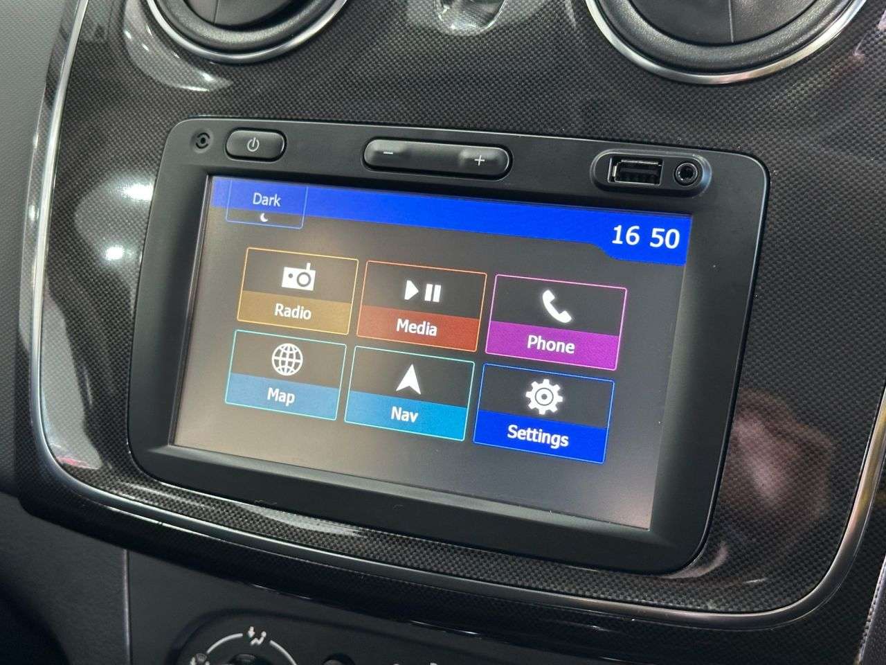 2017 DACIA SANDERO 2017 DACIA SANDERO