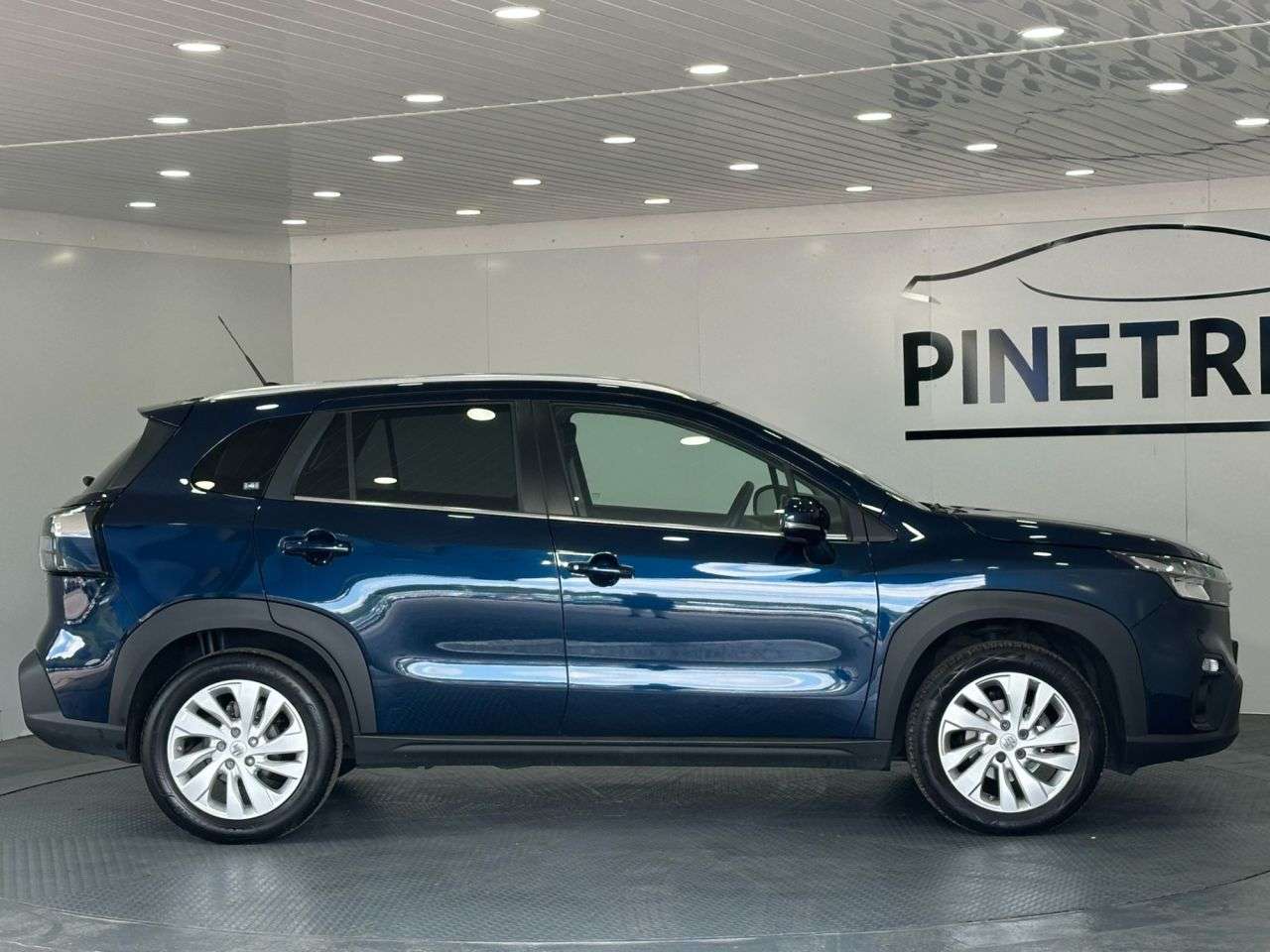 2023 SUZUKI S-CROSS 2023 SUZUKI S-CROSS
