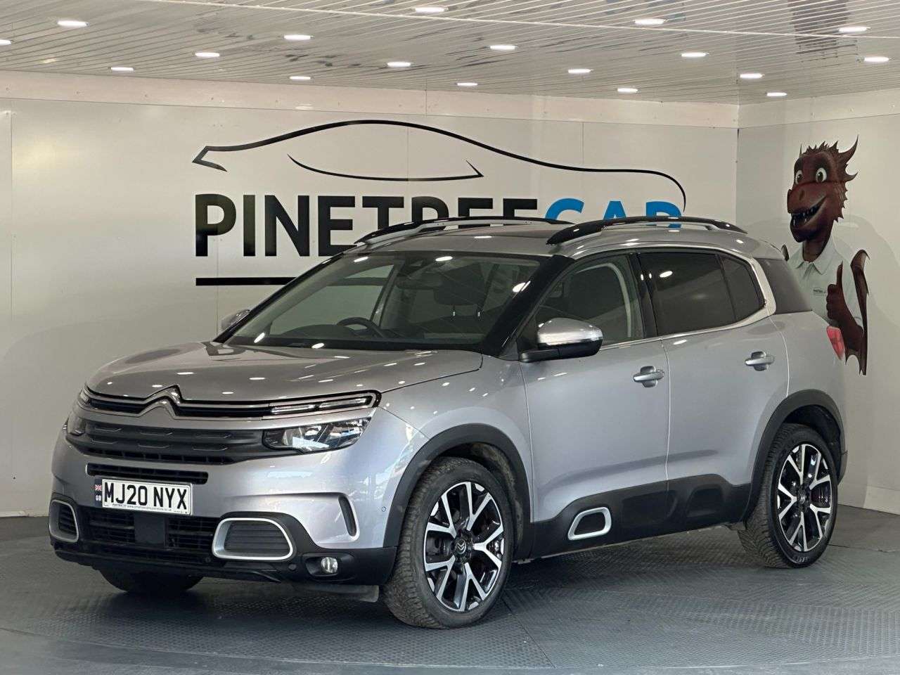 A 2020 CITROEN C5 AIRCROSS 1.5 BlueHDi Flair Plus SUV 5dr Diesel EAT8 Euro 6 (s/s) (130 ps) A 2020 CITROEN C5 AIRCROSS 1.5 BlueHDi Flair Plus SUV 5dr Diesel EAT8 Euro 6 (s/s) (130 ps)