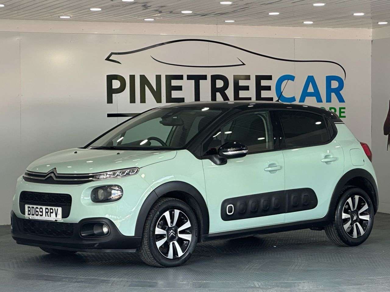 A 2019 CITROEN C3 1.2 PureTech Flair Plus Hatchback 5dr Petrol EAT6 Euro 6 (s/s) (110 ps) A 2019 CITROEN C3 1.2 PureTech Flair Plus Hatchback 5dr Petrol EAT6 Euro 6 (s/s) (110 ps)