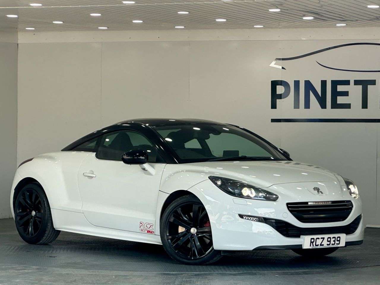 A 2015 PEUGEOT RCZ 1.6 THP GT Line Coupe 2dr Petrol Manual Euro 6 (200 ps) A 2015 PEUGEOT RCZ 1.6 THP GT Line Coupe 2dr Petrol Manual Euro 6 (200 ps)