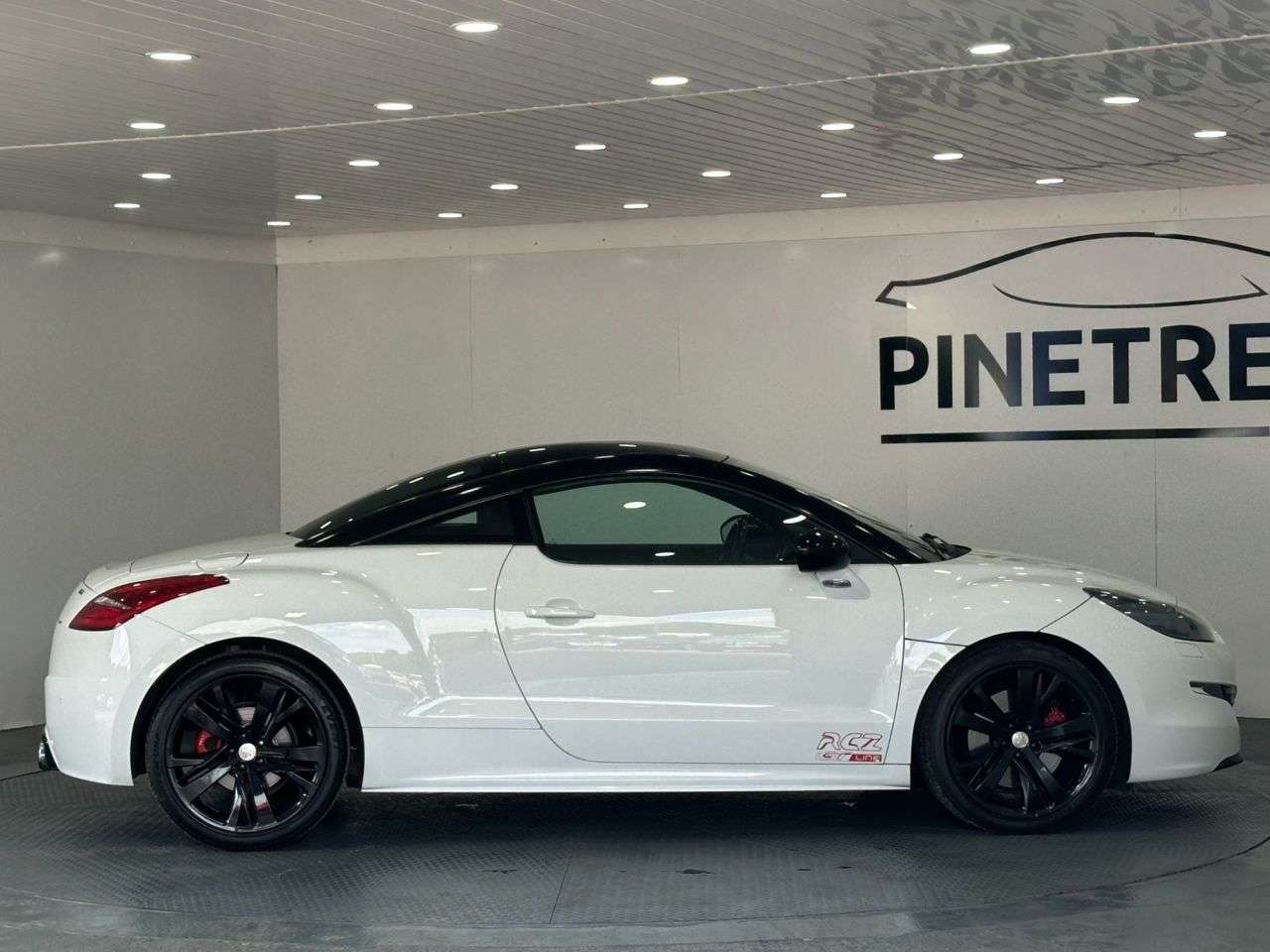 2015 PEUGEOT RCZ 2015 PEUGEOT RCZ