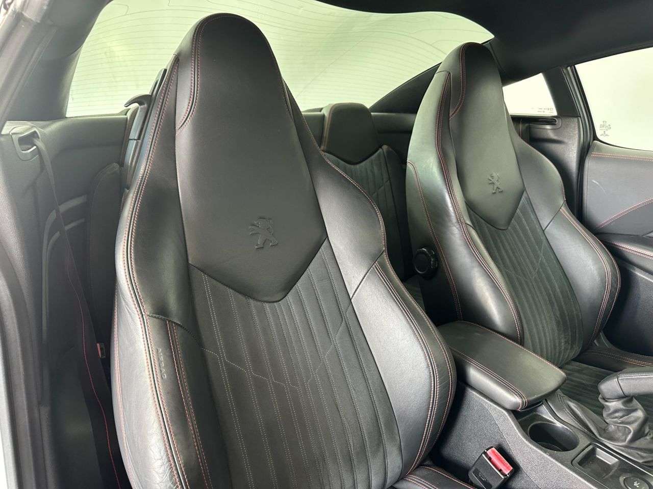 2015 PEUGEOT RCZ 2015 PEUGEOT RCZ