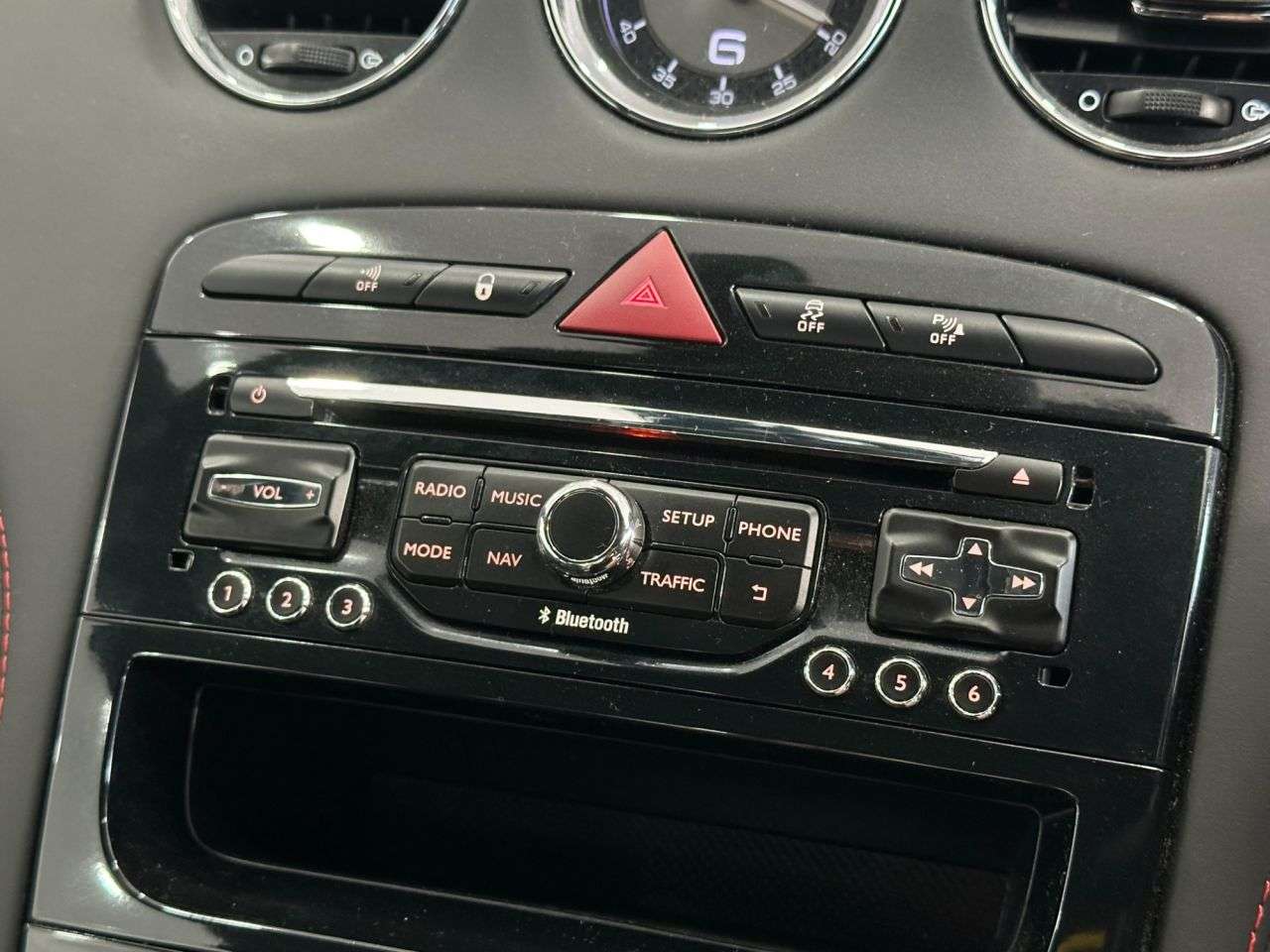 2015 PEUGEOT RCZ 2015 PEUGEOT RCZ