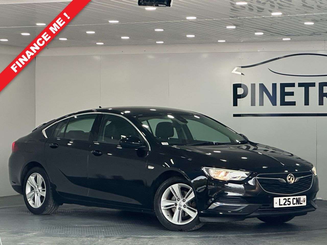 A 2019 VAUXHALL INSIGNIA 1.6 Turbo D ecoTEC Tech Line Nav Grand Sport 5dr Diesel Manual Euro 6 (s/s) A 2019 VAUXHALL INSIGNIA 1.6 Turbo D ecoTEC Tech Line Nav Grand Sport 5dr Diesel Manual Euro 6 (s/s)