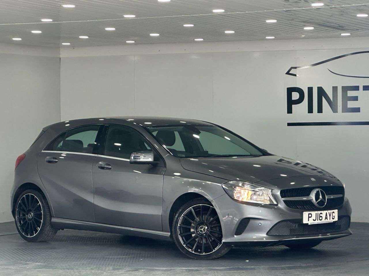A 2016 MERCEDES-BENZ A CLASS 1.5 A180d Sport (Executive) Hatchback 5dr Diesel 7G-DCT Euro 6 (s/s) (109 p A 2016 MERCEDES-BENZ A CLASS 1.5 A180d Sport (Executive) Hatchback 5dr Diesel 7G-DCT Euro 6 (s/s) (109 p