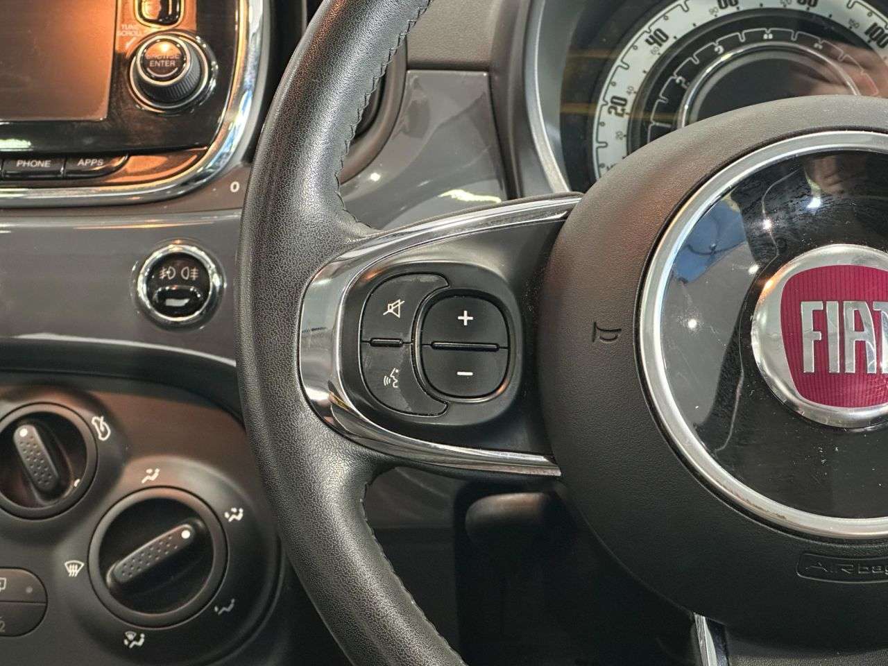 2015 FIAT 500 2015 FIAT 500