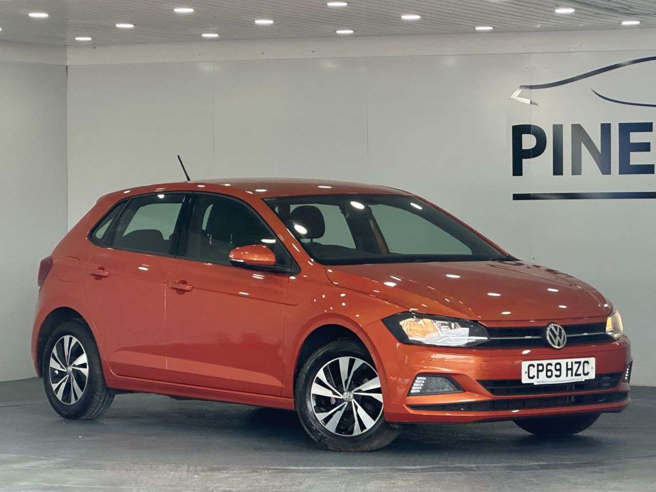 A 2020 VOLKSWAGEN POLO 1.0 TSI GPF SE Hatchback 5dr Petrol Manual Euro 6 (s/s) (95 ps) A 2020 VOLKSWAGEN POLO 1.0 TSI GPF SE Hatchback 5dr Petrol Manual Euro 6 (s/s) (95 ps)