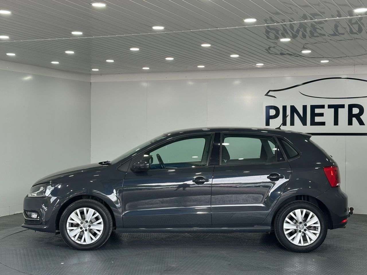 2014 VOLKSWAGEN POLO 2014 VOLKSWAGEN POLO