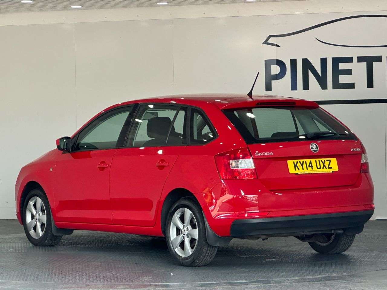2014 SKODA RAPID SPACEBACK 2014 SKODA RAPID SPACEBACK