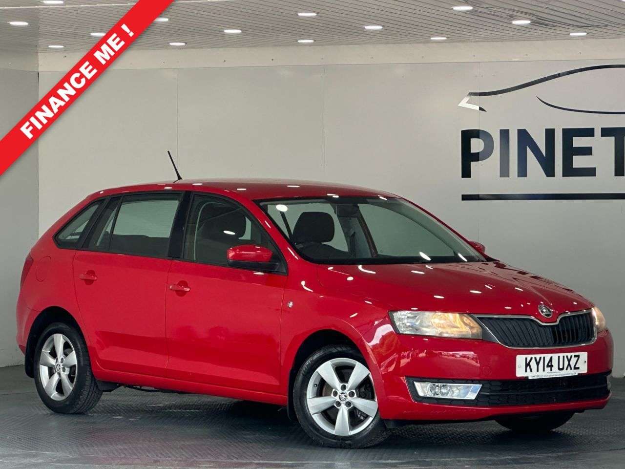 A 2014 SKODA RAPID SPACEBACK 1.2 TSI SE Hatchback 5dr Petrol Manual Euro 5 (105 ps) A 2014 SKODA RAPID SPACEBACK 1.2 TSI SE Hatchback 5dr Petrol Manual Euro 5 (105 ps)