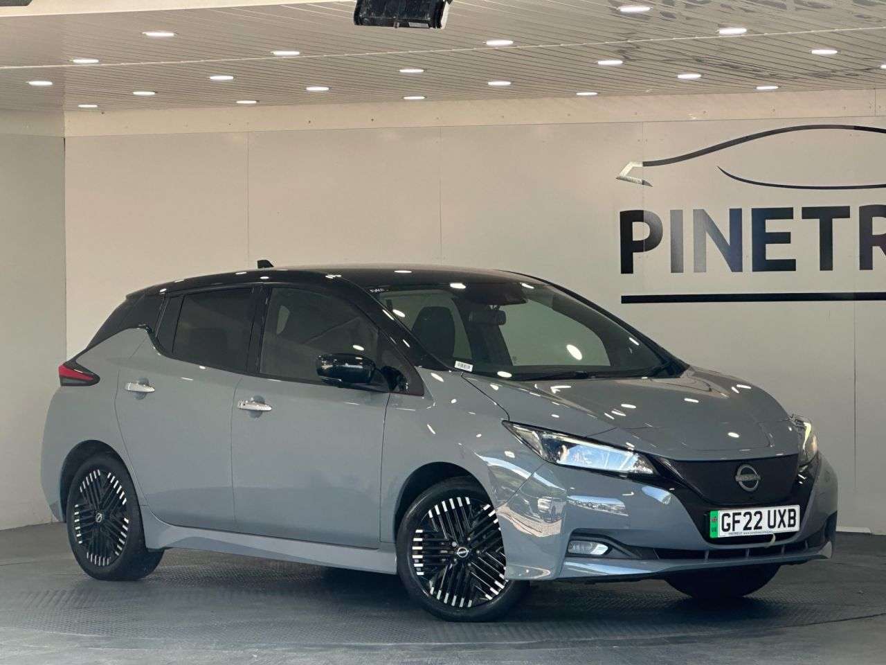 A 2022 NISSAN LEAF 39kWh N-Connecta Hatchback 5dr Electric Auto (150 ps) A 2022 NISSAN LEAF 39kWh N-Connecta Hatchback 5dr Electric Auto (150 ps)