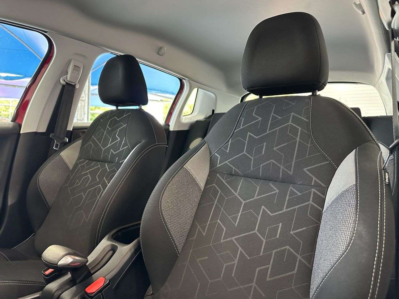 2019 PEUGEOT 2008 2019 PEUGEOT 2008