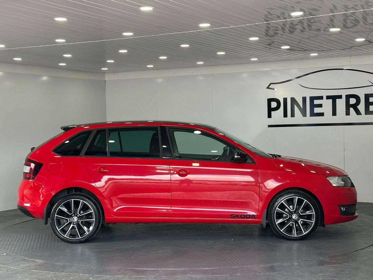 2016 SKODA RAPID 2016 SKODA RAPID