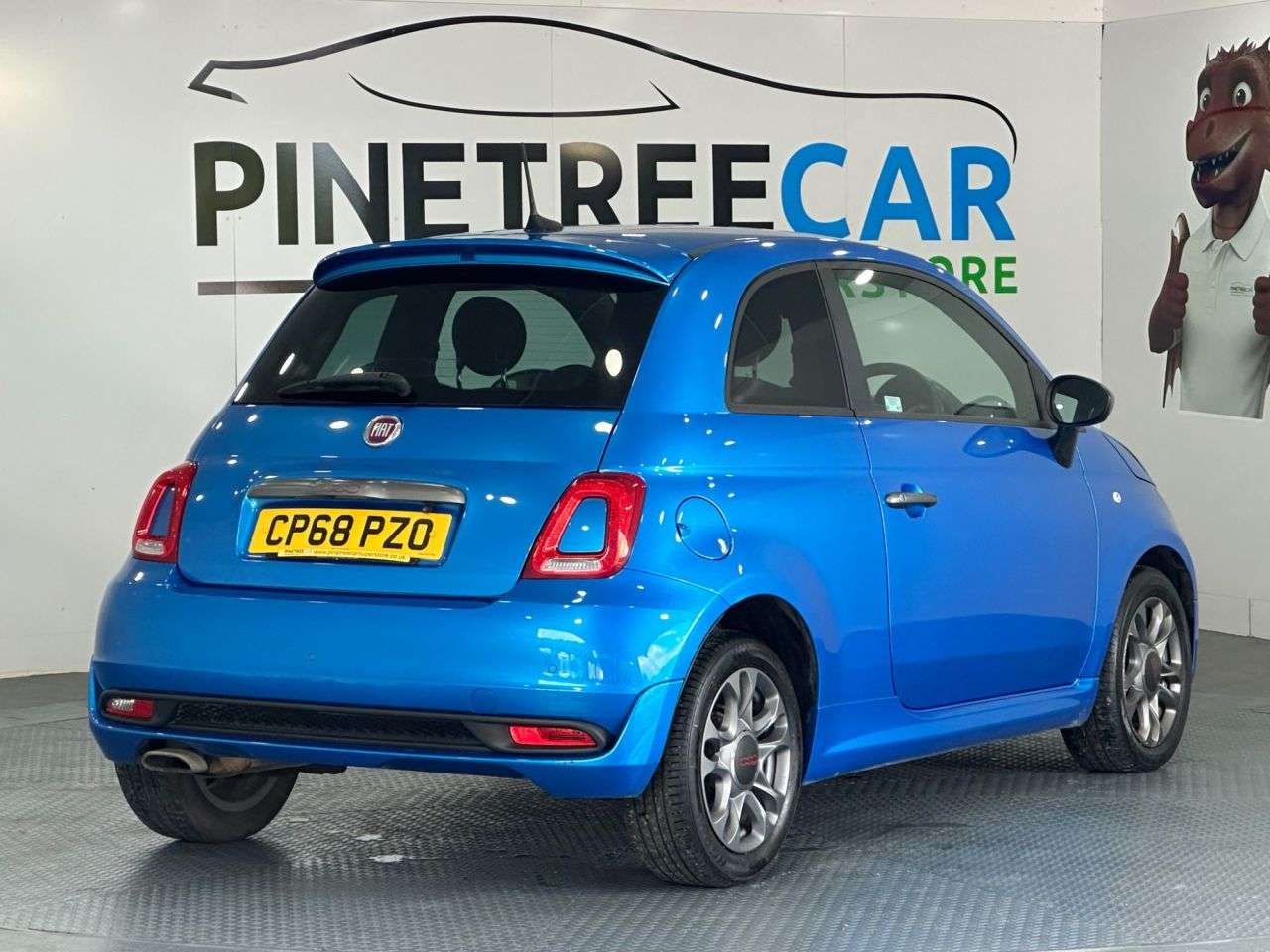 2018 FIAT 500 2018 FIAT 500