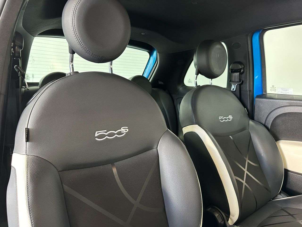 2018 FIAT 500 2018 FIAT 500