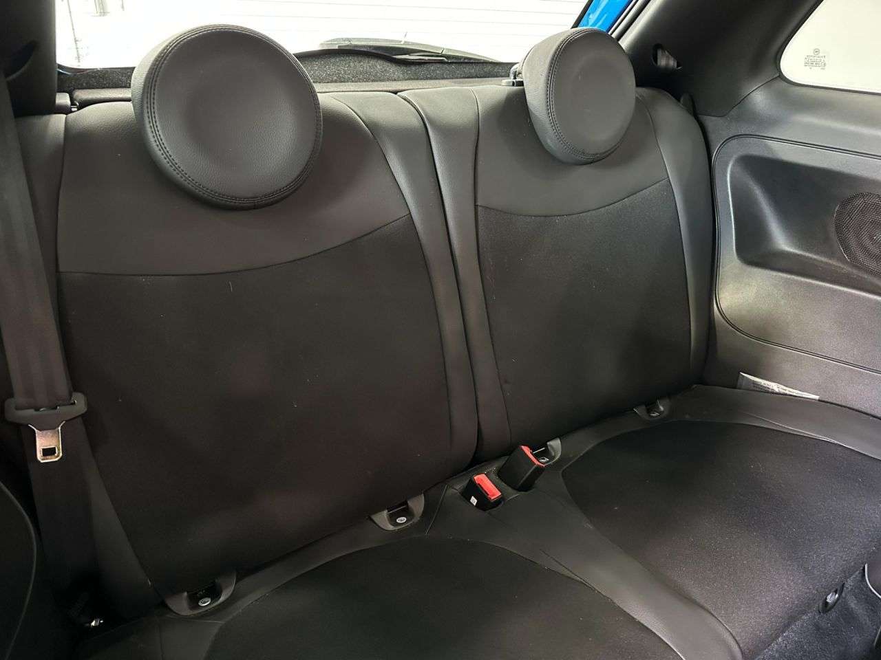 2018 FIAT 500 2018 FIAT 500