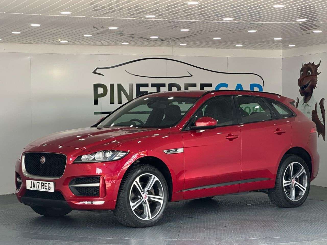 A 2018 JAGUAR F-PACE 2.0 D240 R-Sport SUV 5dr Diesel Auto AWD Euro 6 (s/s) (240 ps) A 2018 JAGUAR F-PACE 2.0 D240 R-Sport SUV 5dr Diesel Auto AWD Euro 6 (s/s) (240 ps)