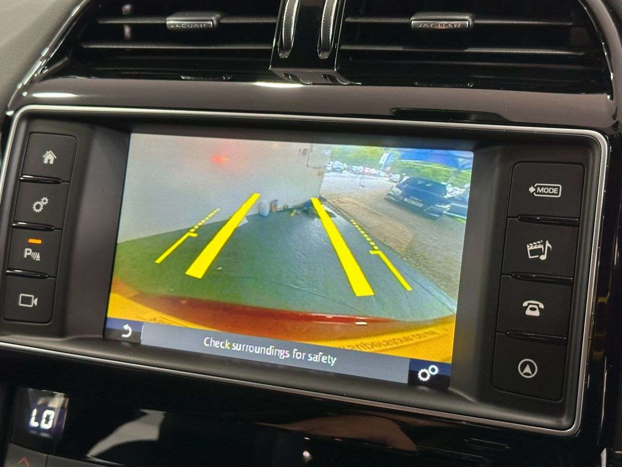 2018 JAGUAR F-PACE 2018 JAGUAR F-PACE