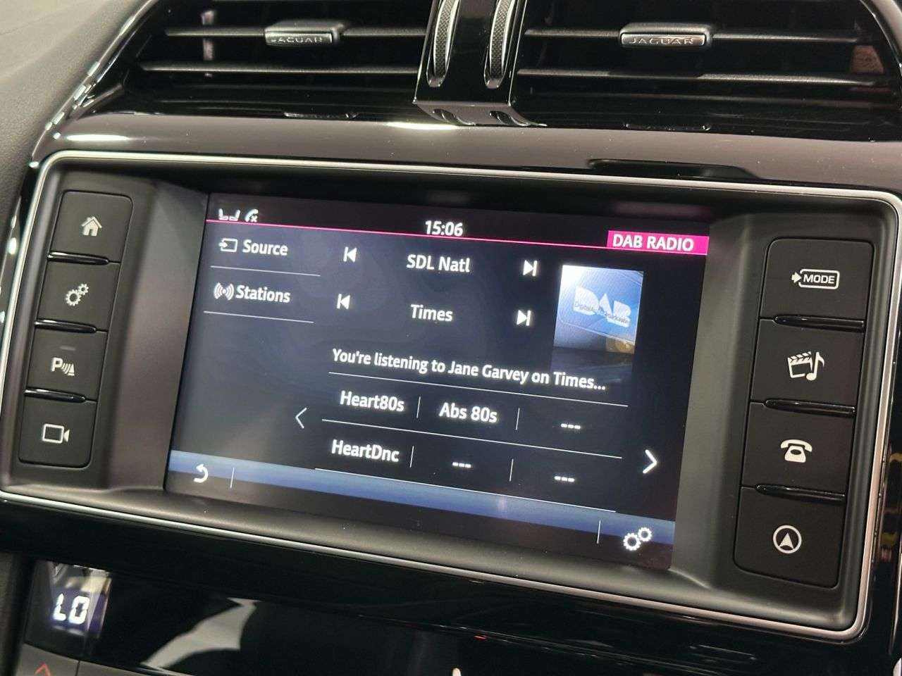 2018 JAGUAR F-PACE 2018 JAGUAR F-PACE