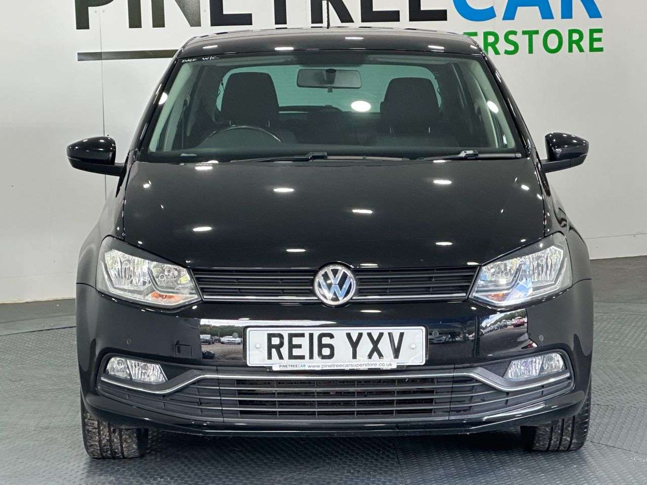 A 2016 VOLKSWAGEN POLO 1.4 TDI BlueMotion Tech Match Hatchback 5dr Diesel Manual Euro 6 (s/s) (75 A 2016 VOLKSWAGEN POLO 1.4 TDI BlueMotion Tech Match Hatchback 5dr Diesel Manual Euro 6 (s/s) (75