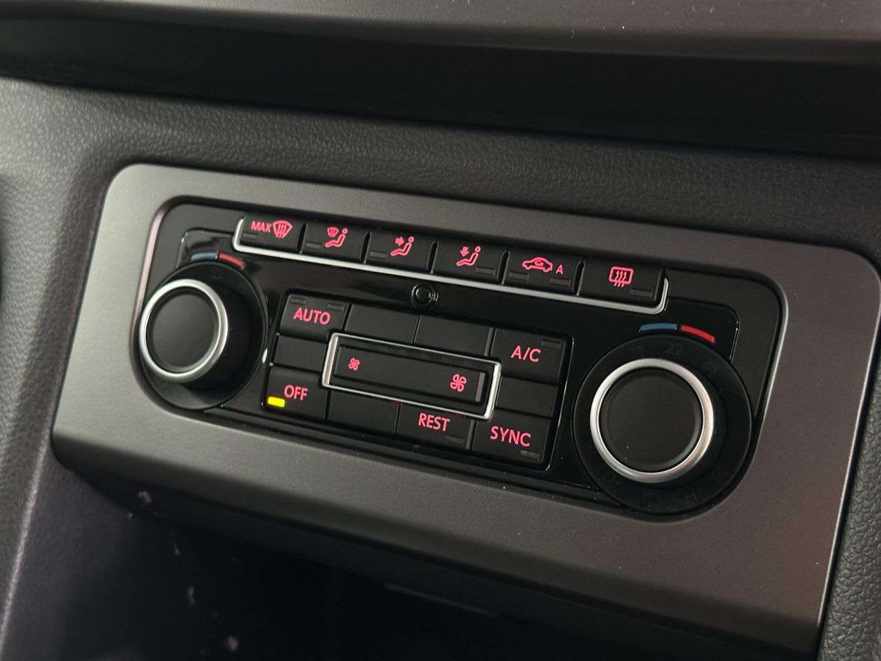 2016 VOLKSWAGEN AMAROK 2016 VOLKSWAGEN AMAROK