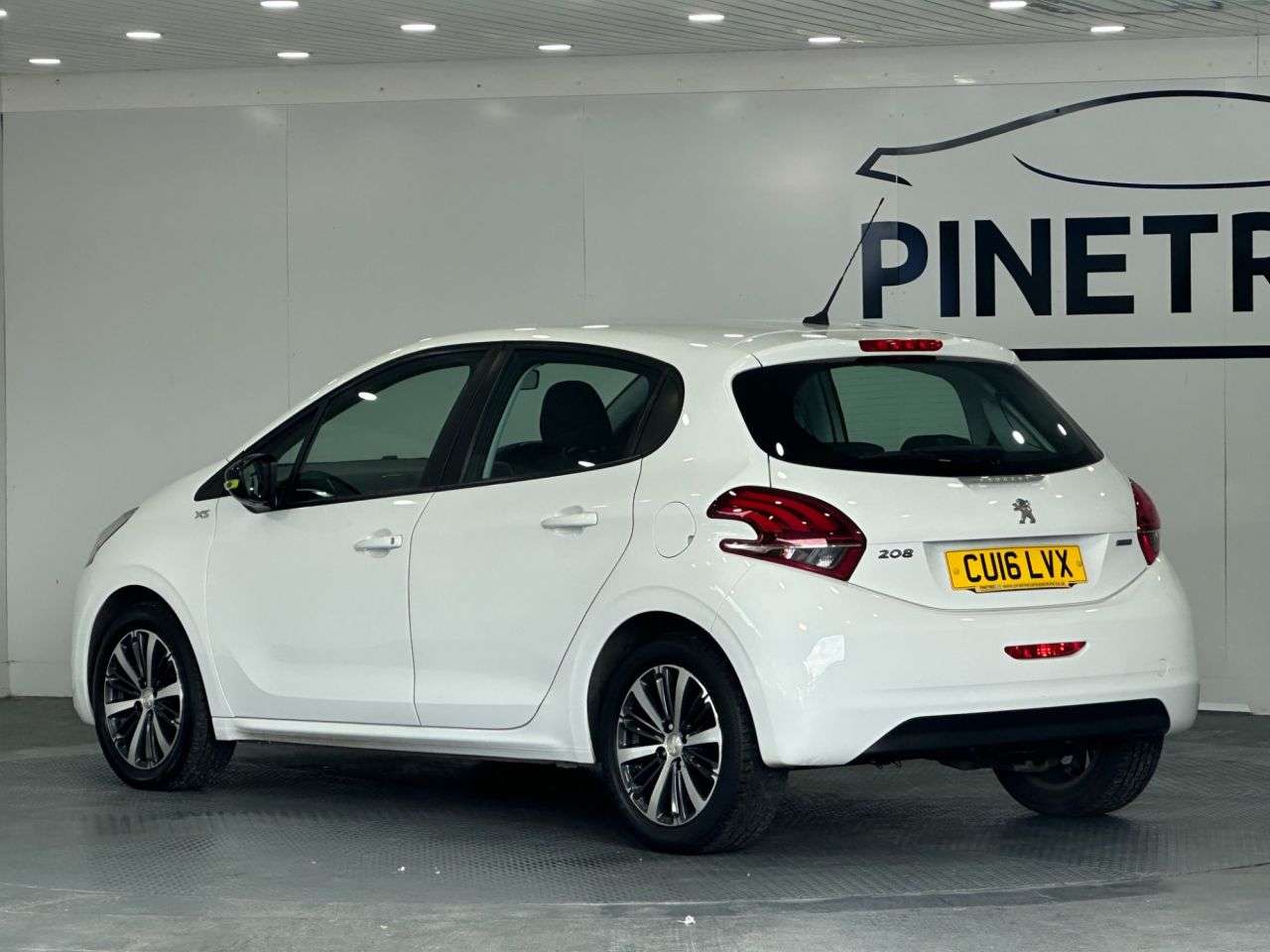 2016 PEUGEOT 208 2016 PEUGEOT 208
