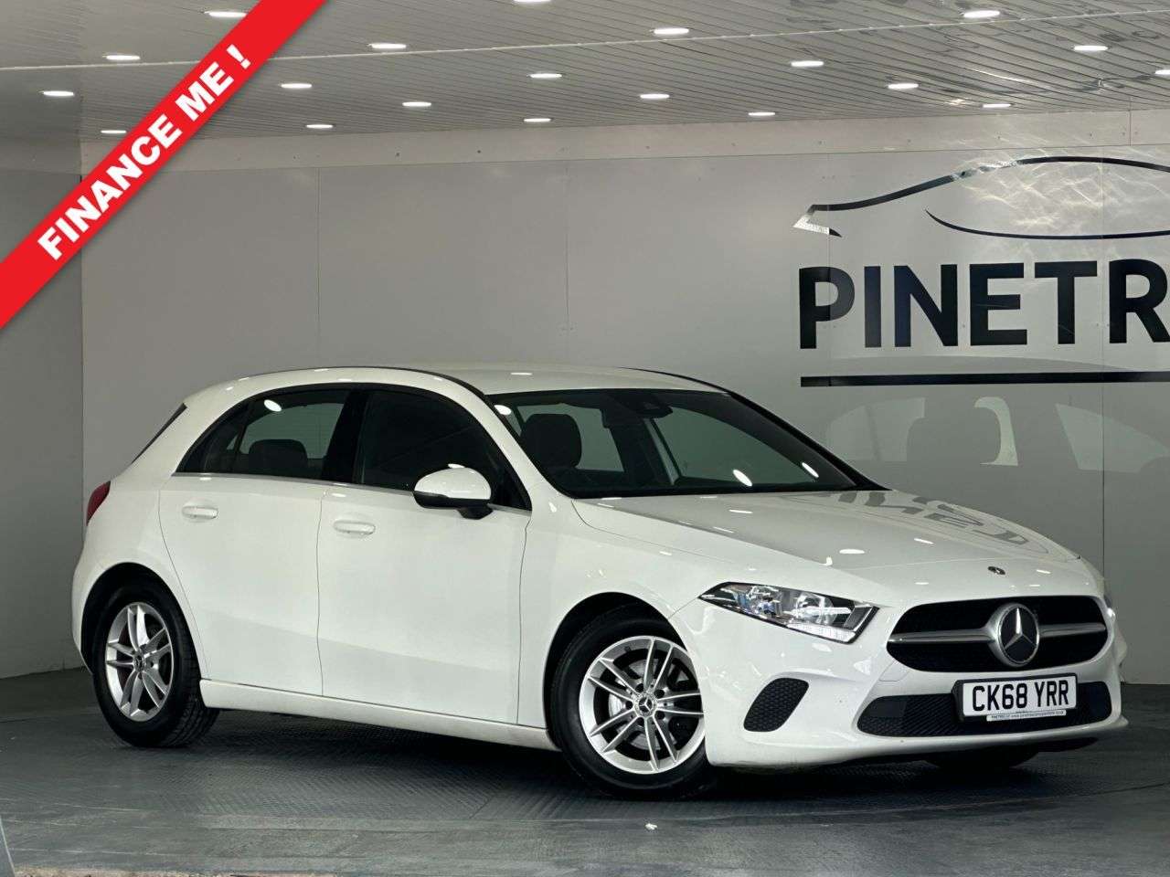 A 2018 MERCEDES-BENZ A CLASS 1.5 A180d SE Hatchback 5dr Diesel 7G-DCT Euro 6 (s/s) (116 ps) A 2018 MERCEDES-BENZ A CLASS 1.5 A180d SE Hatchback 5dr Diesel 7G-DCT Euro 6 (s/s) (116 ps)