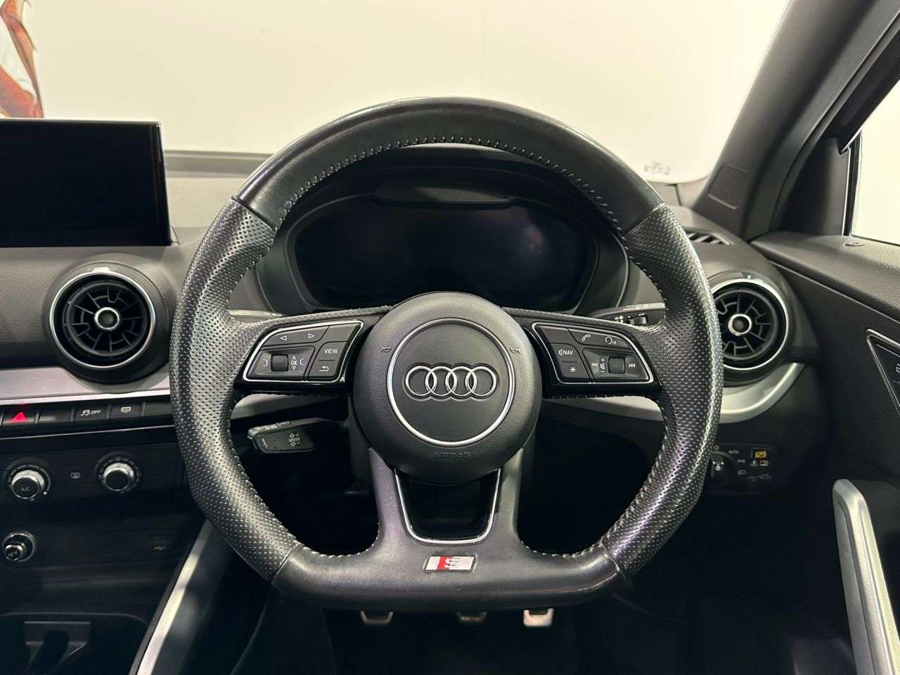 2018 AUDI Q2 2018 AUDI Q2
