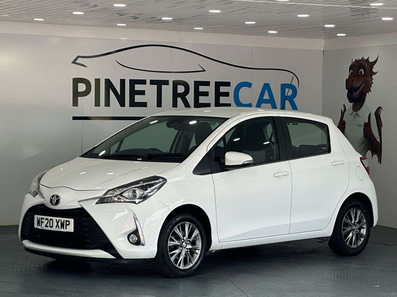 A 2020 TOYOTA YARIS 1.5 VVT-i Icon Hatchback 5dr Petrol Manual Euro 6 (111 ps) A 2020 TOYOTA YARIS 1.5 VVT-i Icon Hatchback 5dr Petrol Manual Euro 6 (111 ps)
