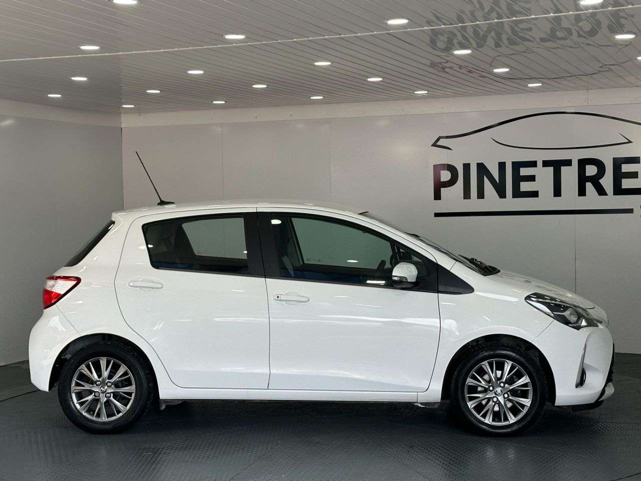 2020 TOYOTA YARIS 2020 TOYOTA YARIS