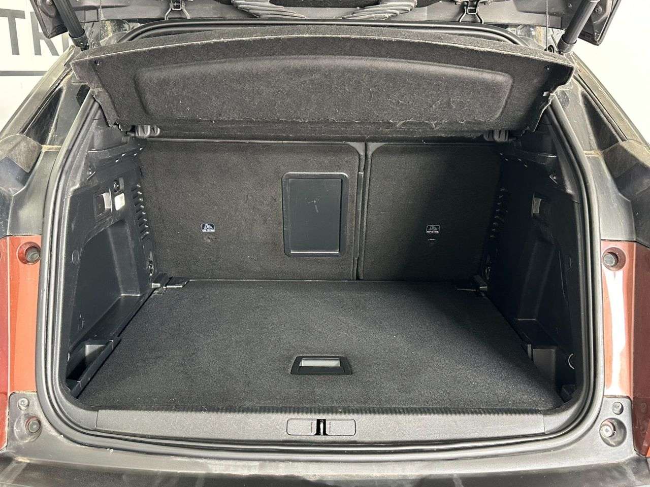 2019 PEUGEOT 3008 2019 PEUGEOT 3008