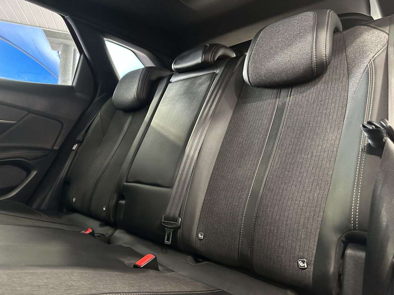 2019 PEUGEOT 3008 2019 PEUGEOT 3008