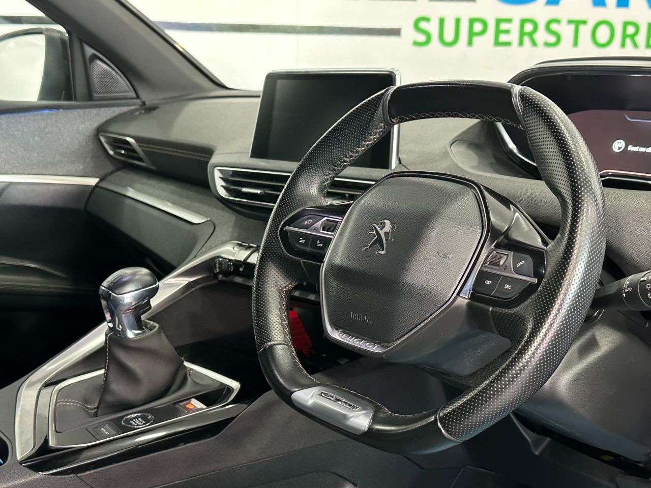 2019 PEUGEOT 3008 2019 PEUGEOT 3008