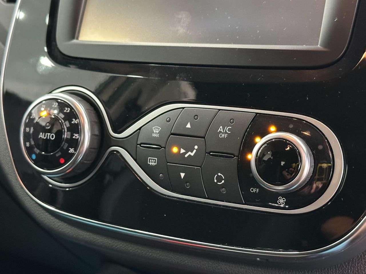 2017 RENAULT CAPTUR 2017 RENAULT CAPTUR