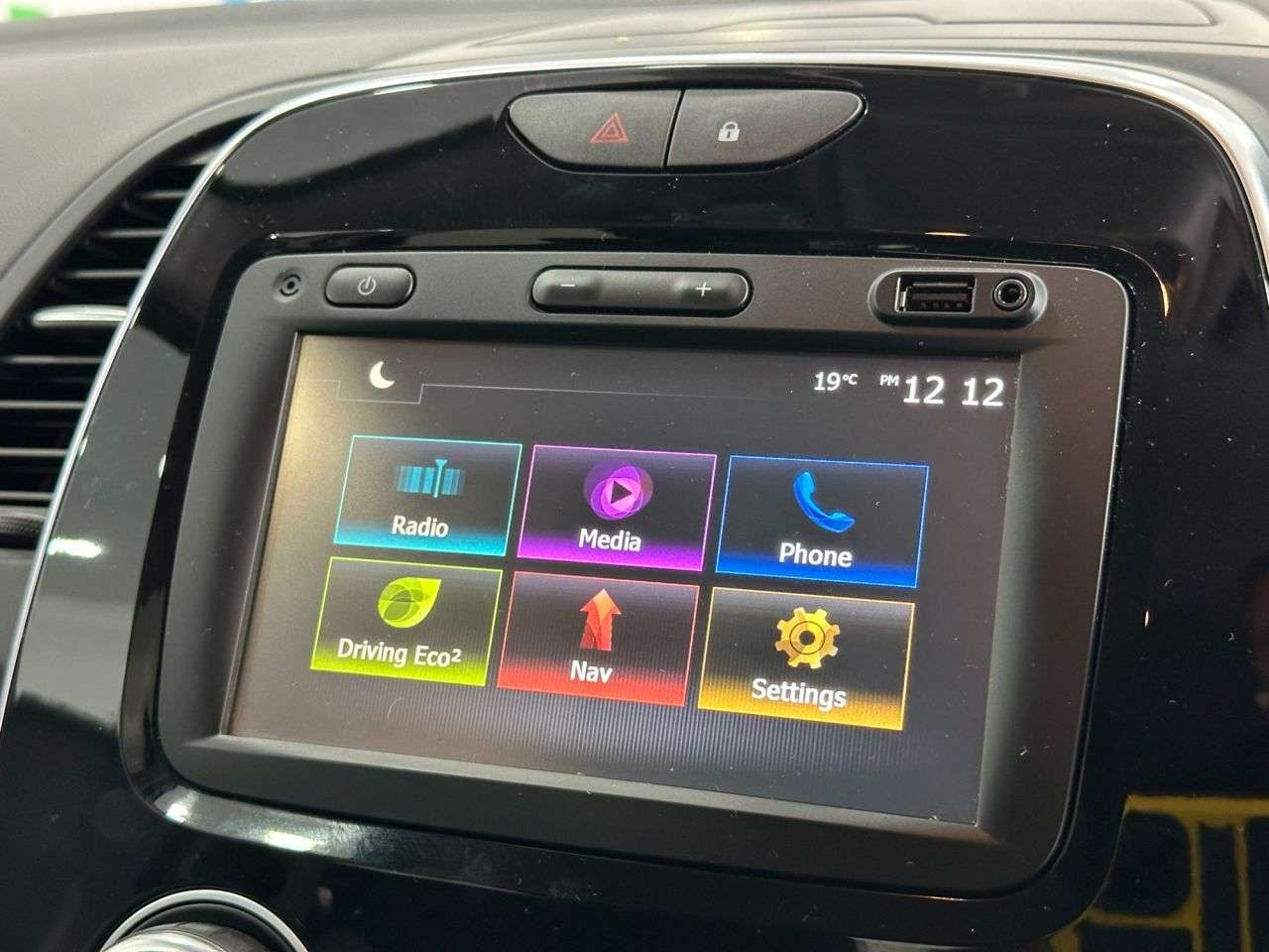 2017 RENAULT CAPTUR 2017 RENAULT CAPTUR