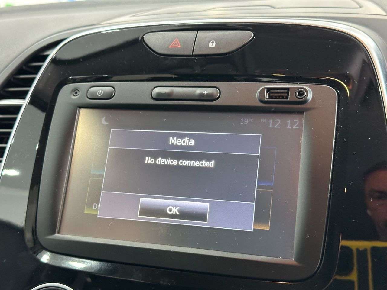 2017 RENAULT CAPTUR 2017 RENAULT CAPTUR