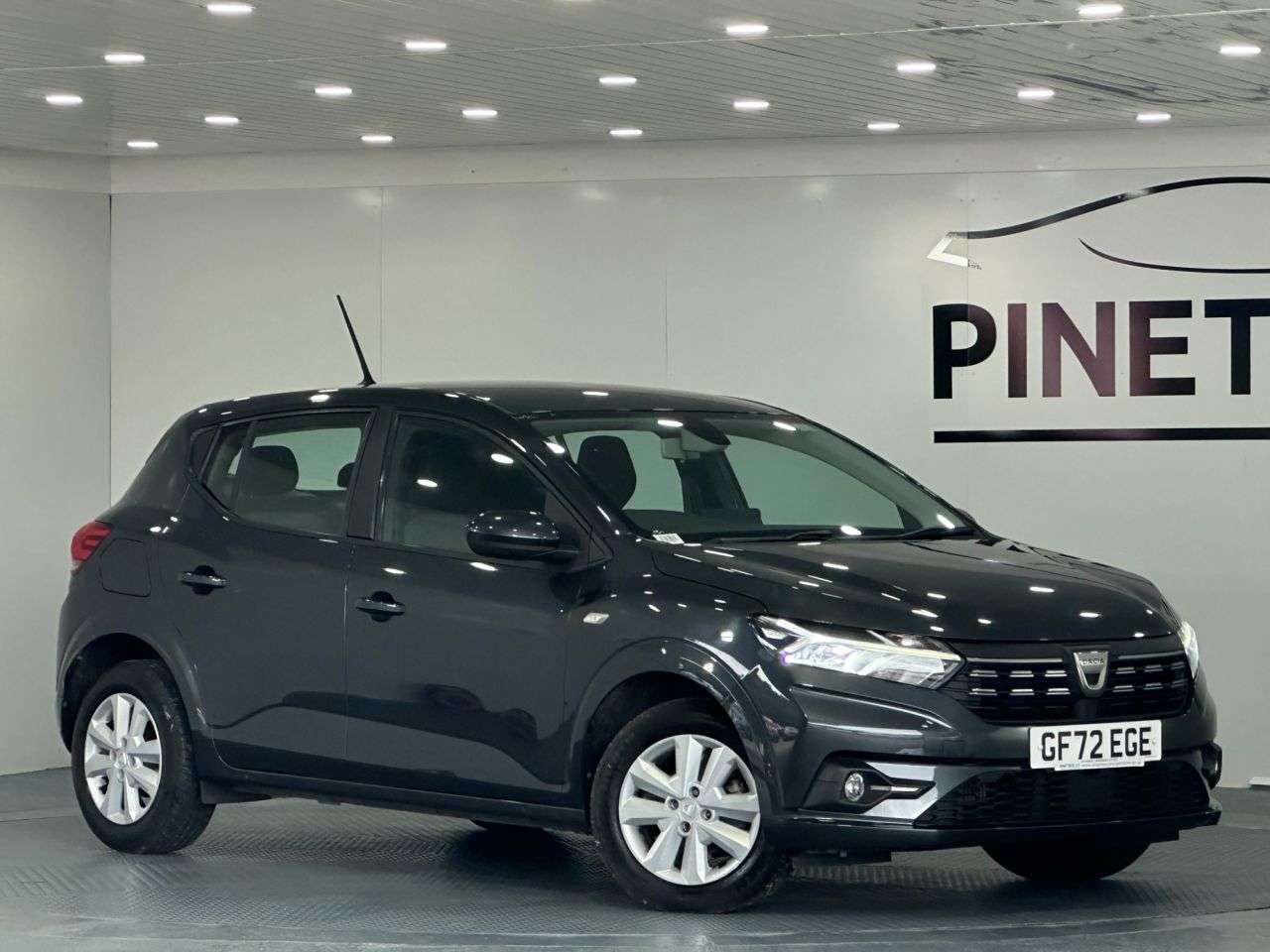 A 2022 DACIA SANDERO 1.0 TCe Comfort Hatchback 5dr Bi Fuel Manual Euro 6 (s/s) (100 ps) A 2022 DACIA SANDERO 1.0 TCe Comfort Hatchback 5dr Bi Fuel Manual Euro 6 (s/s) (100 ps)