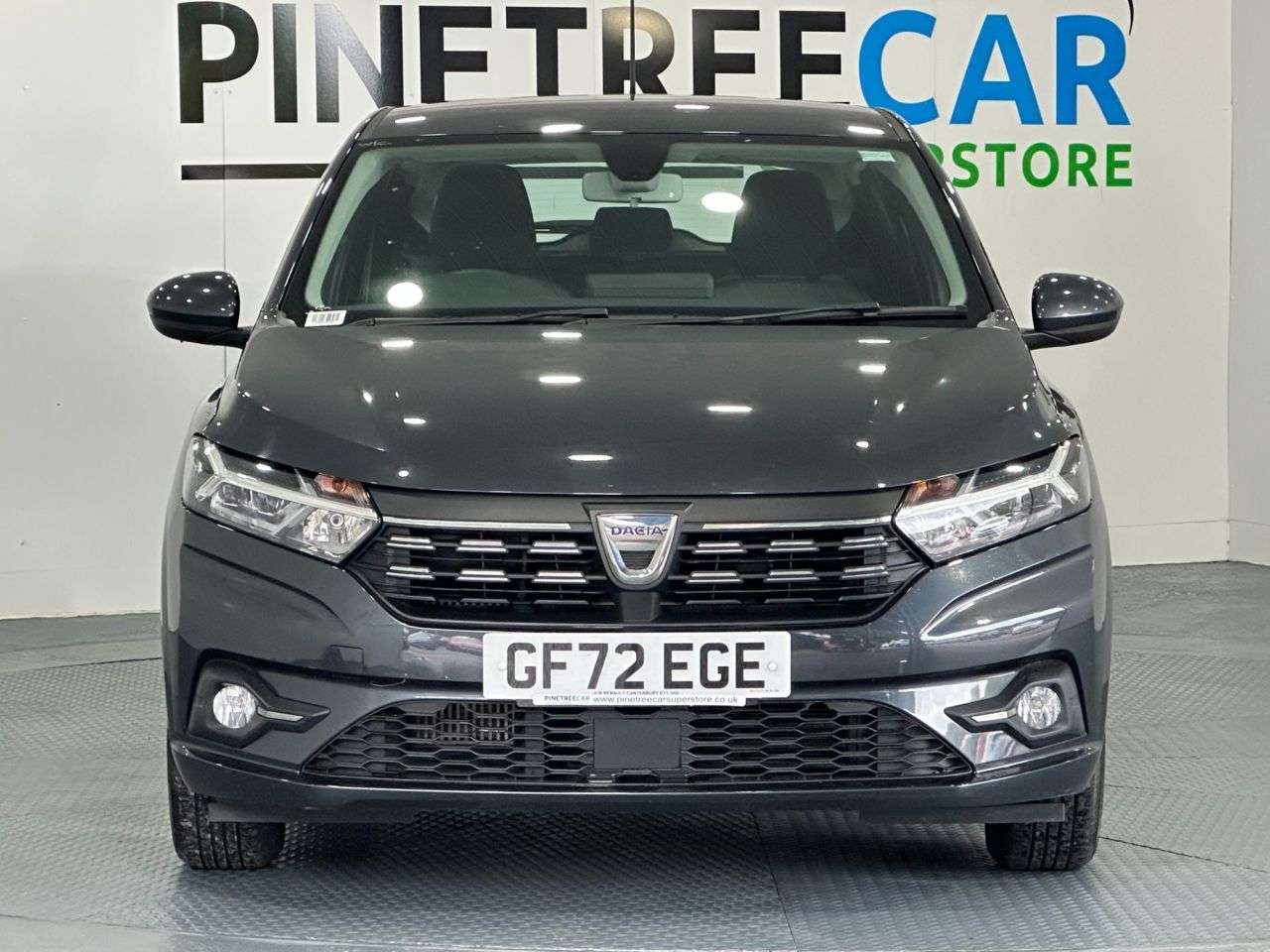 A 2022 DACIA SANDERO 1.0 TCe Comfort Hatchback 5dr Bi Fuel Manual Euro 6 (s/s) (100 ps) A 2022 DACIA SANDERO 1.0 TCe Comfort Hatchback 5dr Bi Fuel Manual Euro 6 (s/s) (100 ps)