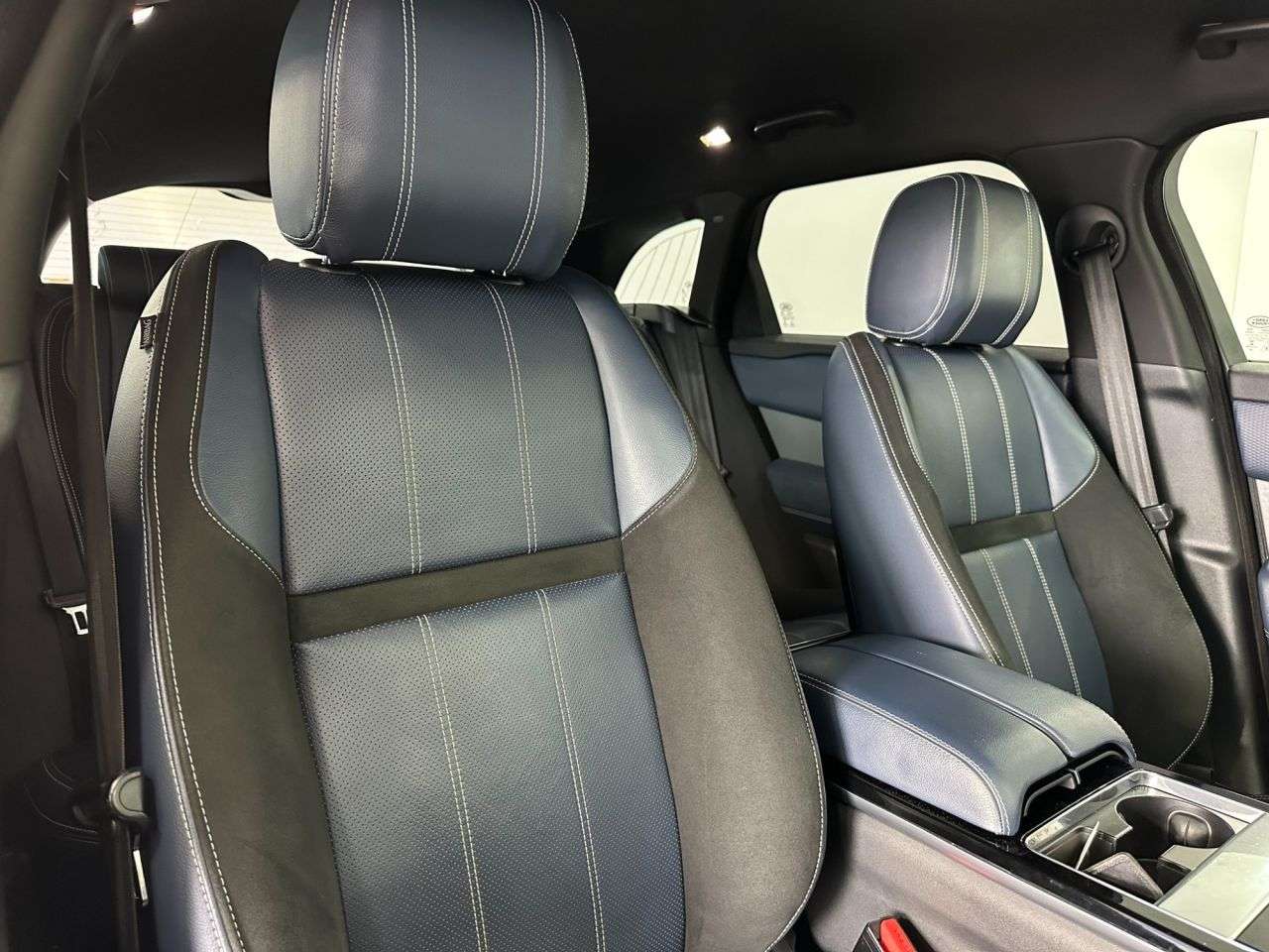 2018 LAND ROVER RANGE ROVER VELAR 2018 LAND ROVER RANGE ROVER VELAR