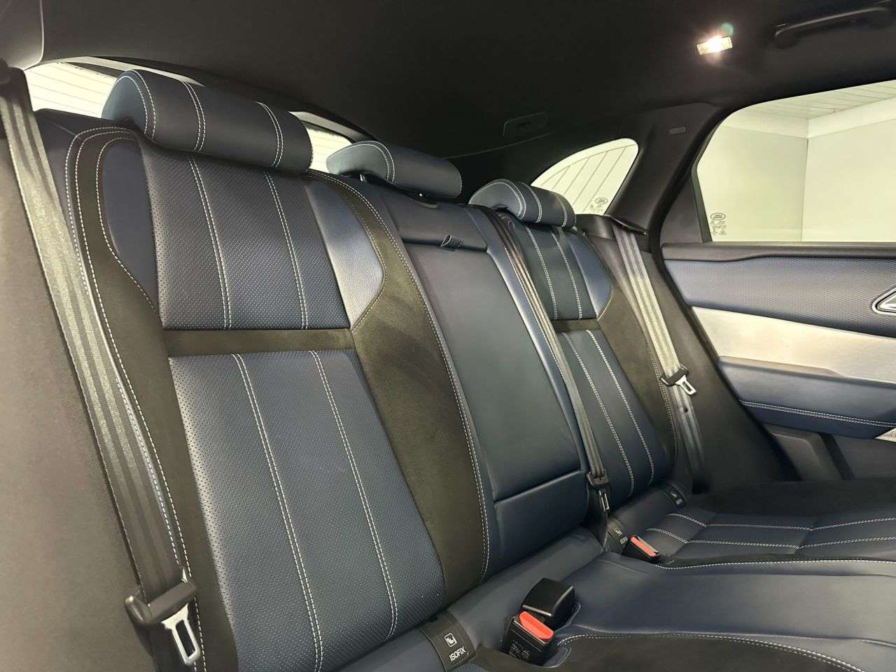 2018 LAND ROVER RANGE ROVER VELAR 2018 LAND ROVER RANGE ROVER VELAR
