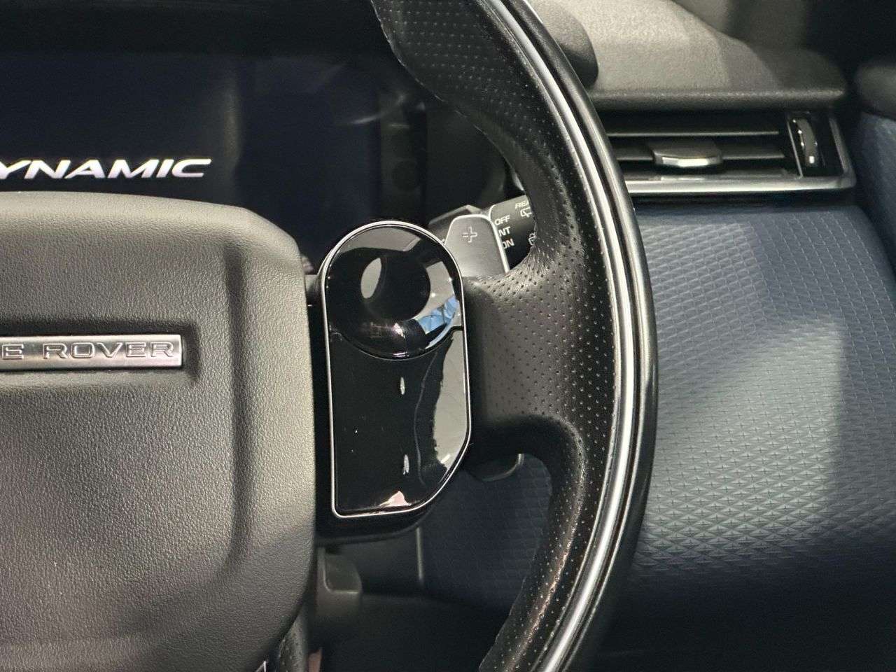 2018 LAND ROVER RANGE ROVER VELAR 2018 LAND ROVER RANGE ROVER VELAR