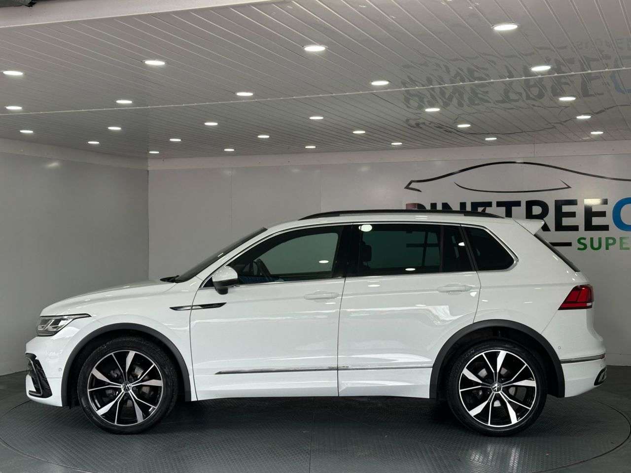 2022 VOLKSWAGEN TIGUAN 2022 VOLKSWAGEN TIGUAN