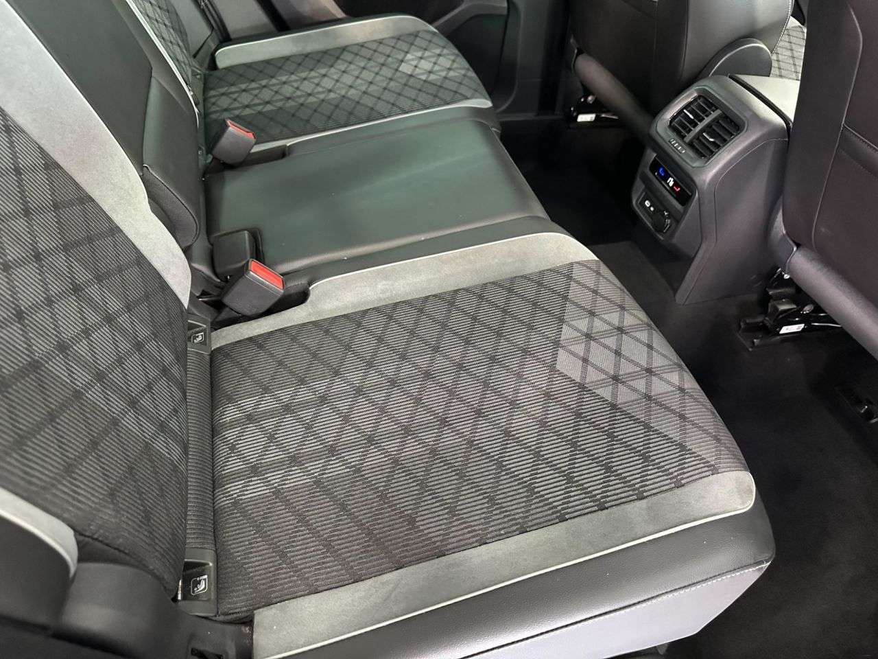 2022 VOLKSWAGEN TIGUAN 2022 VOLKSWAGEN TIGUAN