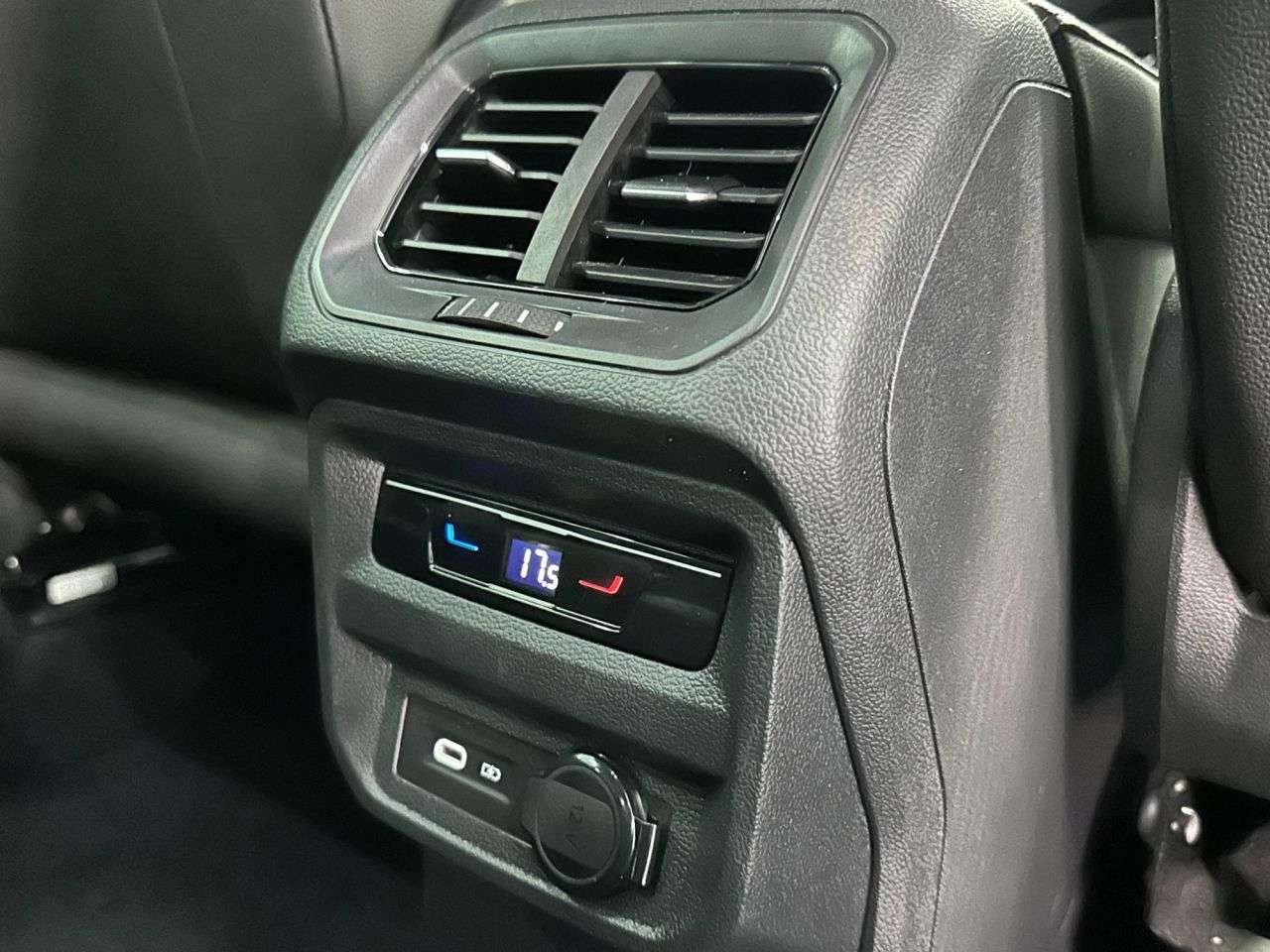 2022 VOLKSWAGEN TIGUAN 2022 VOLKSWAGEN TIGUAN