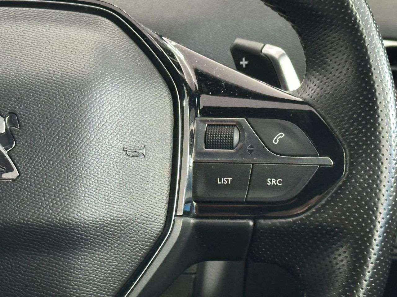 2023 PEUGEOT 3008 2023 PEUGEOT 3008