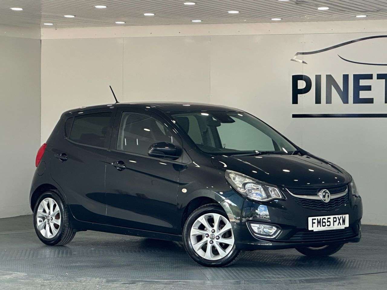 A 2016 VAUXHALL VIVA 1.0i SL Hatchback 5dr Petrol Manual Euro 6 (75 ps) A 2016 VAUXHALL VIVA 1.0i SL Hatchback 5dr Petrol Manual Euro 6 (75 ps)